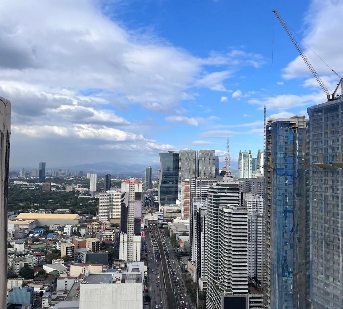 Loft-Type Condo In Mandaluyong With City Views And Parking Manila Philippines